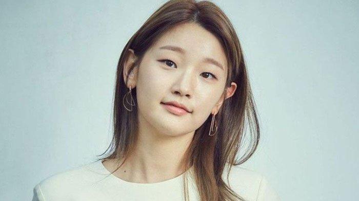 Bawa Piala Oscar, Tim Parasite Dicegat Petugas Bandara, Dikira Senjata yang Dibungkus Bubble Wrap