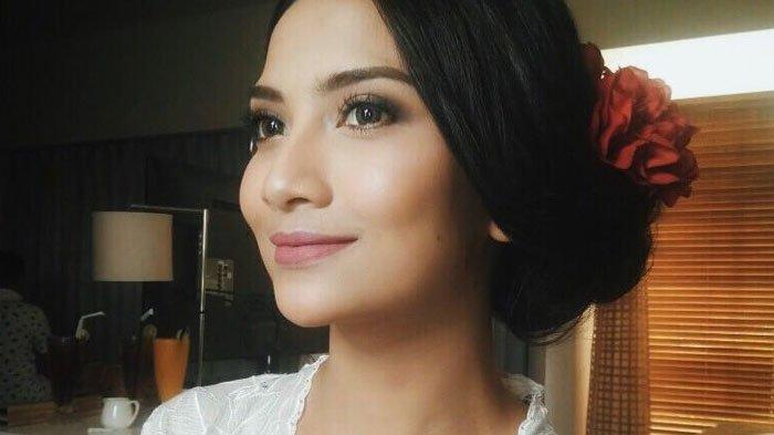 Mucikari Tawarkan Jasa Prostitusi Online Vanessa Angel Melalui Instagram