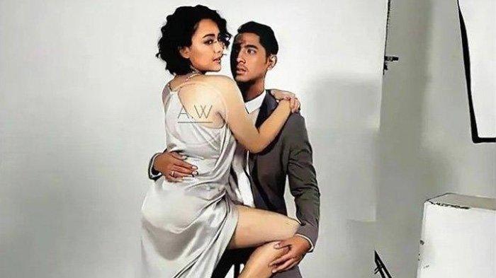 KISAH CINTA - Pose mesra Amanda Manopo dengan Arya Saloka.