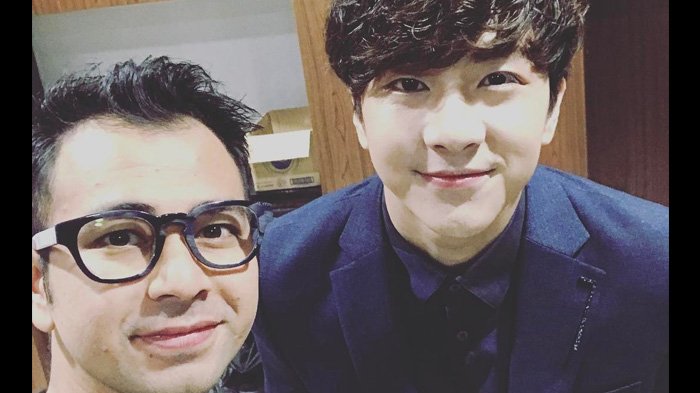 Raffi Ahmad Selfie dengan Seleb Korea Selatan, Netizen Malah Bahas Ayu Ting Ting