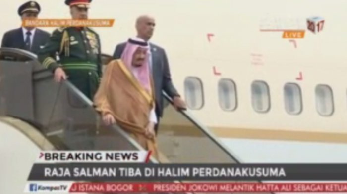 Beginilah Detik-detik Kedatangan Raja Salman, Menginjakkan Kaki Pertama Kali di Indonesia