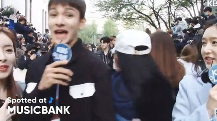 Samuel Kim Wawancara dan Ditabrak Fans NCT, Netizen Tuntut Permintaan Maaf Dari Sang Penabrak!