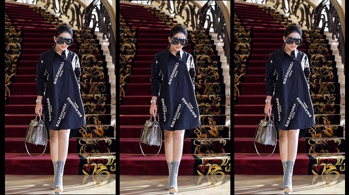Liburan Tak Pernah Luput dari Kesan Glamor, Syahrini Pakai Sepatu Boots Tinggi dengan Warna Pink!