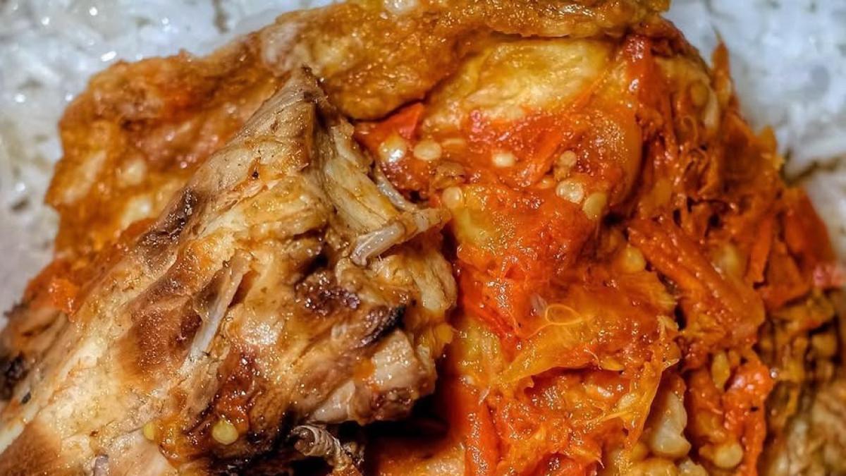 KULINER SURABAYA - tempat makan malam enak di Wonokromo Surabaya, Jawa Timur.