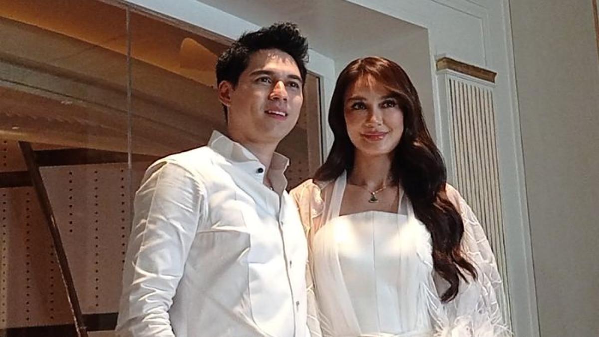 Di balik kemewahan pernikahan Luna Maya dan Maxime Bouttier di Bali, sang artis ternyata sempat galau soal kondisi keuangan