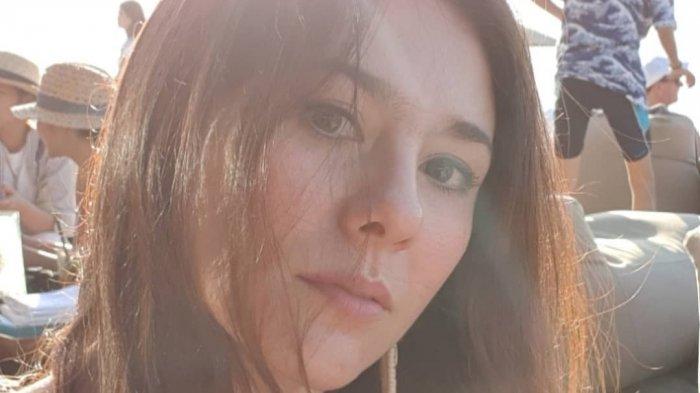 Unggah Foto Jadul Saat Masih Remaja, Wulan Guritno Banjir Pujian dari Warganet