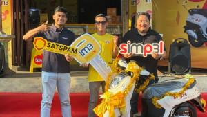dua-outlet-IM3-terbaik-sebagai-pemenang-Grand-Prize.jpg