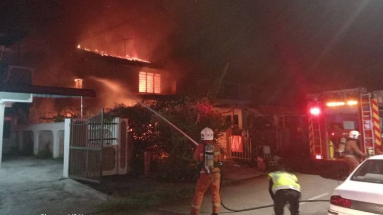 Gara-gara Charger Ponsel Abal-abal, 3 Rumah Ini Alami Kebakaran, Diduga Karena Korsleting Listrik