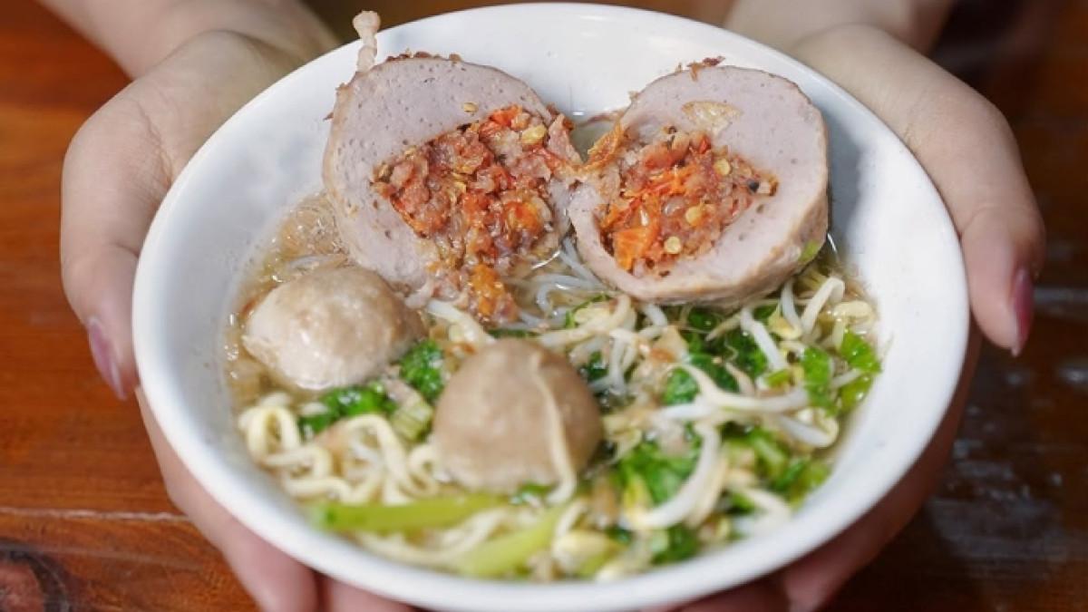 Bakso-Rusuk-Samanhudi-Dago.jpg