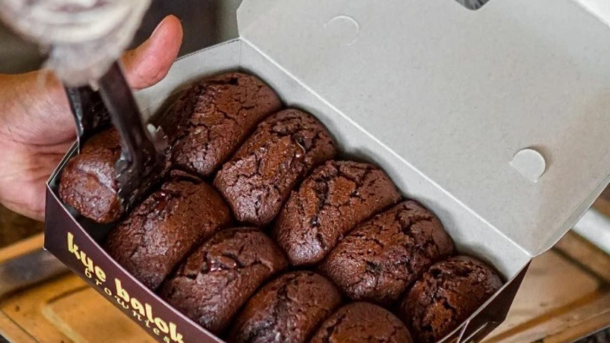 Kue-Balok-Brownies-Mahkota.jpg