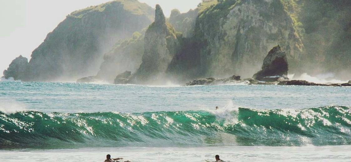 Pantai-Wediombo.jpg