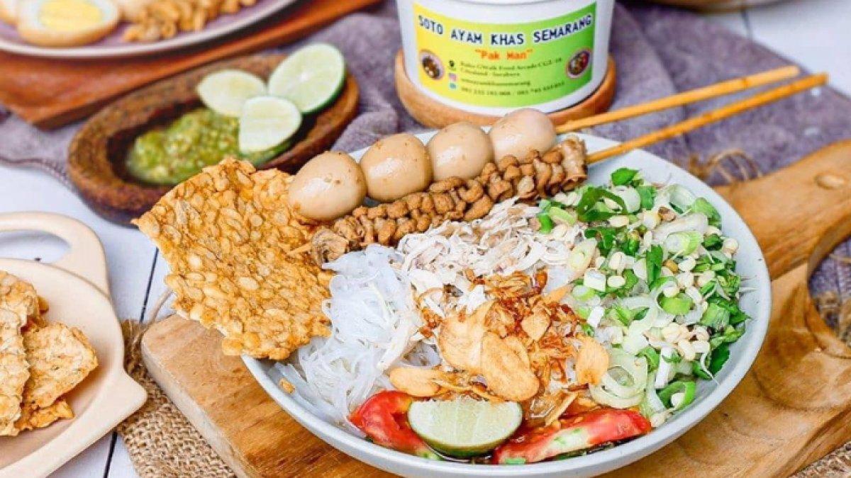 Soto-Ayam-Khas-Semarang-Pak-Man.jpg