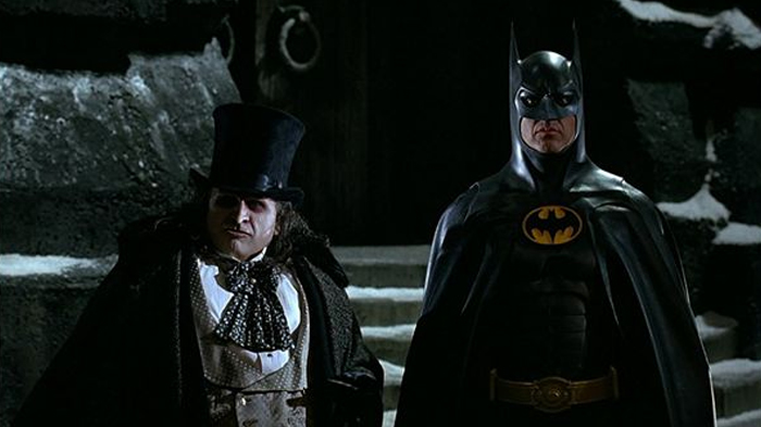cuplikan-film-batman-returns-1992.jpg