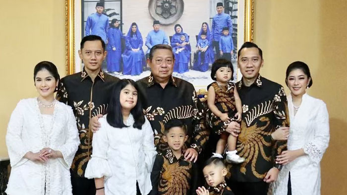 foto-keluarga-sby-saat-lebaran-2019.jpg