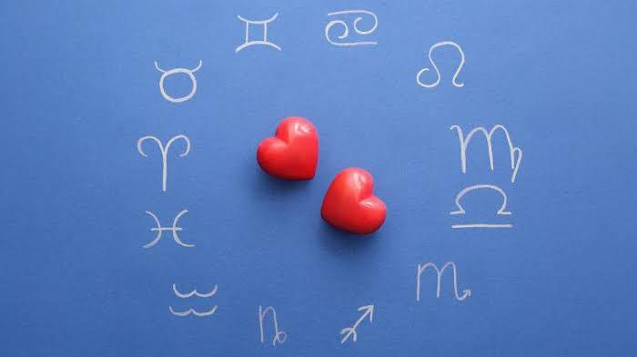 ZODIAK CINTA BESOK Ramalan Bintang Minggu 22 Agustus 2021: Taurus Romantis, Sagitarius Dapat Kejutan