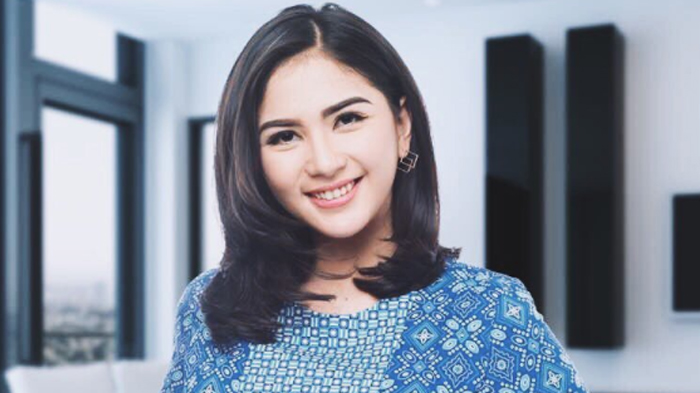 Posting Foto di Pantai, Jessica Mila Dinyinyir Netter, Bukan Soal Bajunya, Tapi Karena Tubuhnya Ini!