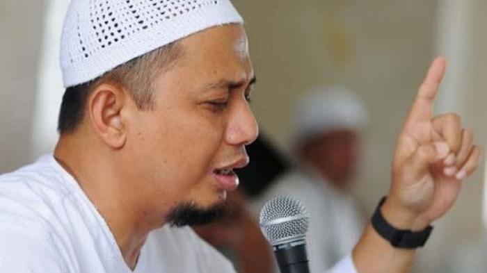 Jarang Terekspos, Ustaz Arifin Ilham Ternyata Sempat Berjuang Lawan Kanker Stadium 4