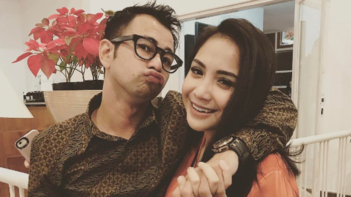 raffi-ahmad-dan-nagita-slavina_20170424_213338.jpg