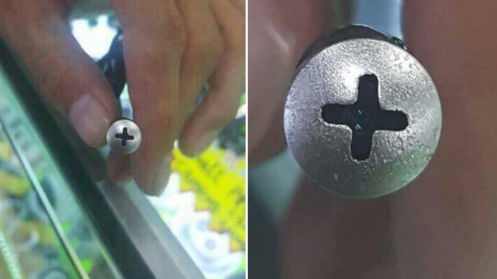 Jika Melihat Sekrup Seperti Ini di Kamar Ganti Wanita, Waspada di Dalamnya Ada Kamera Tersembunyi