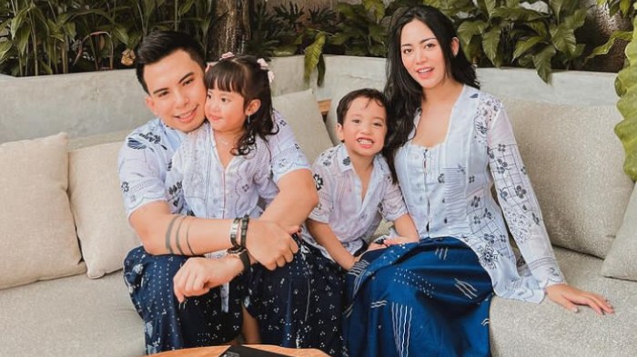 Dukung Mantan Menantu? Ibunda Okin Soroti Konflik Putranya dengan Rachel Vennya: Mami di Pihak Benar