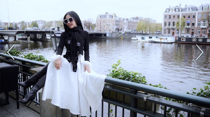 Glamor! Syahrini Gunakan Gaun Bermotif Harga Puluhan Juta, Netter Langsung Komentari Penampilannya