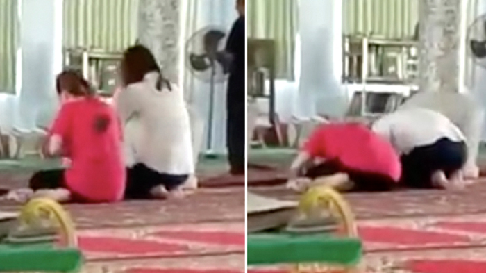 Dikira Vihara, Turis Vietnam Ini Lakukan Sembahyang di Masjid, yang Terjadi Selanjutnya Tak Terduga!