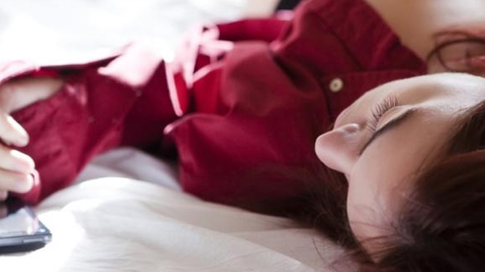 Diam-diam Naksir Kakak Ipar, Gadis Ini Sering Datang Menginap, Cemburu Jika Kakak Mesra dengan Suami