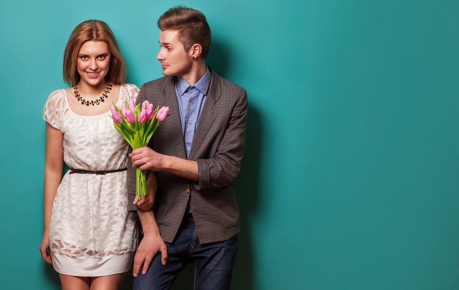 Ramalan Cinta Zodiak Senin, 24 Desember 2018: Virgo Rasakan Kekosongan, Scorpio Cerdas dan Memikat