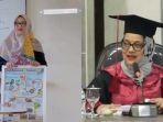 Foto-kenangan-Marissa-Haque-saat-jadi-dosen-di-STIE-Indonesia-Banking-School-IBS.jpg
