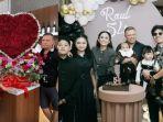 Potret-Ultah-Raul-Lemos-Suami-Kris-Dayanti-ke-54.jpg
