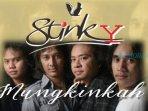 Sosok-Ndhank-Surahman-Hartono-eks-gitaris-band-Stinky-melarang.jpg