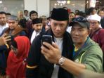 agus-sby-umrah_20170214_071920.jpg
