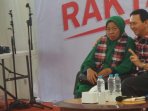 ahok-dan-siti-umiyah_20161130_110739.jpg