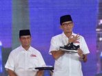 anies-baswedan-dan-sandiaga-uno_20170210_231501.jpg