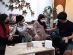 ashanty-dan-krisdayanti-saat-menemani-aurel-hermansyah-cek-kandungan.jpg