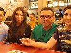 bani-aurel-anang-dan-ashanty-dinner-bersama_20170510_115224.jpg
