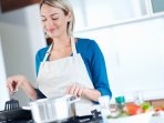 ilustrasi-perempuan-memasak_20170429_170202.jpg