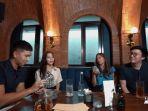 indra-priawan-dan-nikita-willy-saling-ungkap-saldo-gopay-bareng-bos-gojek-dan-istri.jpg