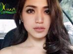 Cuma Pose Ngangkang Begini, Jessica Iskandar Dinyinyiri Netizen!