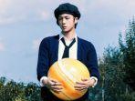 jin-bts-the-astronaut.jpg