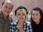 julia-perez-dan-mario-teguh_20170326_221219.jpg