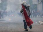 kabar-terbaru-siswa-stm-viral-membawa-bendera-merah-putih-saat-demo-di-gedung-dpr-segera-disidang.jpg