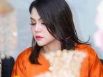 katty-butterfly-resmi-mengandung-anak-pertama-selamat.jpg