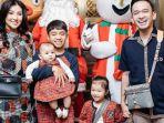 kebahagian-betrand-peto-rayakan-natal-pertama-dengan-ruben-onsu.jpg