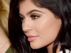 kylie-jenner_20171016_165130.jpg