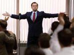 leonardo-dicaprio-dalam-film-wolf-of-wall-street.jpg