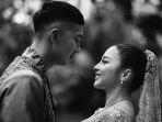 nikita-willy-dan-indra-priawan-saling-bertatap-mata.jpg