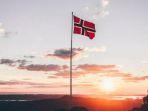 norwegia-disebut-sebagai-land-of-midnight-sunmatahari-tetap-muncul-di-tengah-malam.jpg