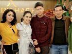 saphira-indah-bersama-ayu-ting-ting-dan-keluarga.jpg