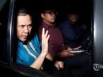 sekretaris-umum-dpp-front-pembela-islam-fpi-munarman-usai-menjalani-pemeriksaan.jpg